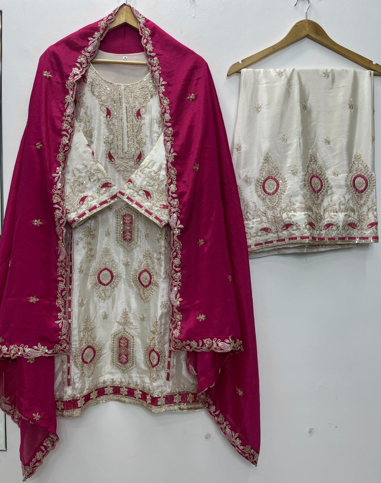 FloraLuna Zari Ivory with Maroon Dupatta Set