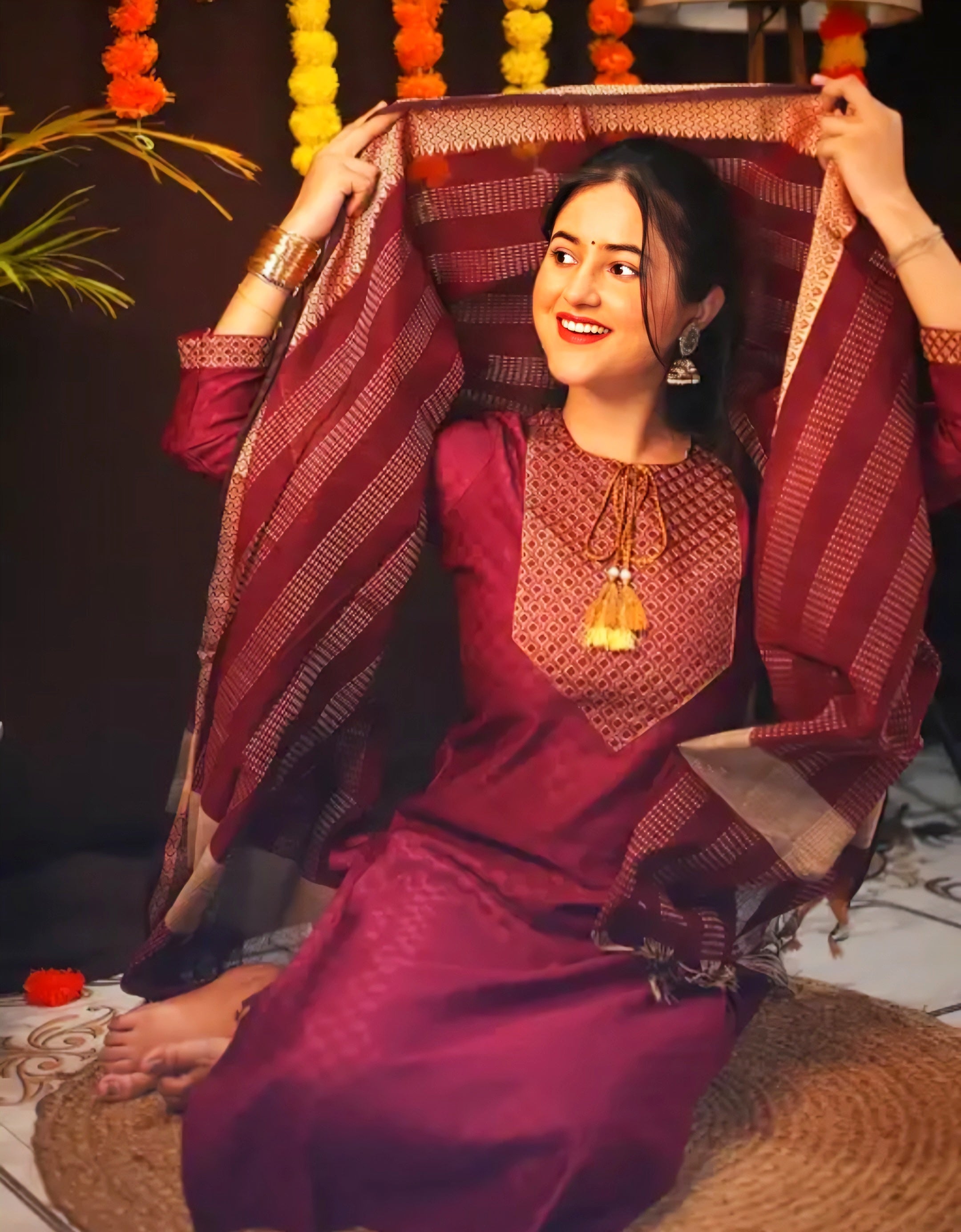 Floraluna Women Cotton Blend Kurti Pant Dupatta Set