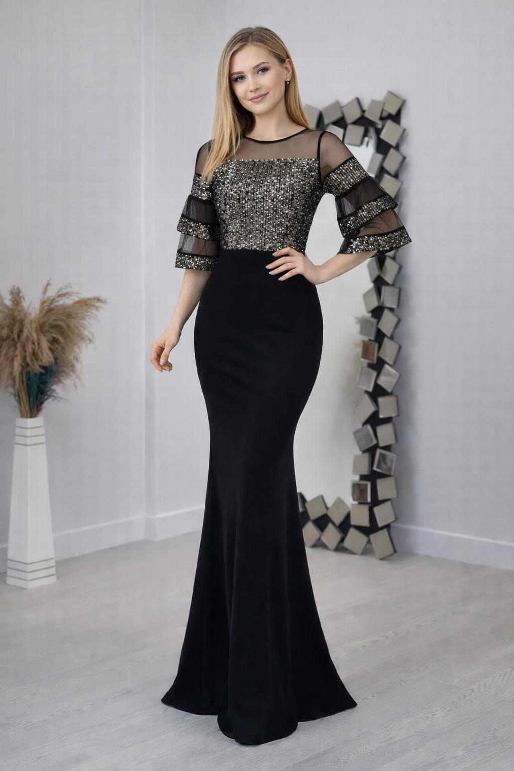 FloraLuna suggest me a name for selling this dress