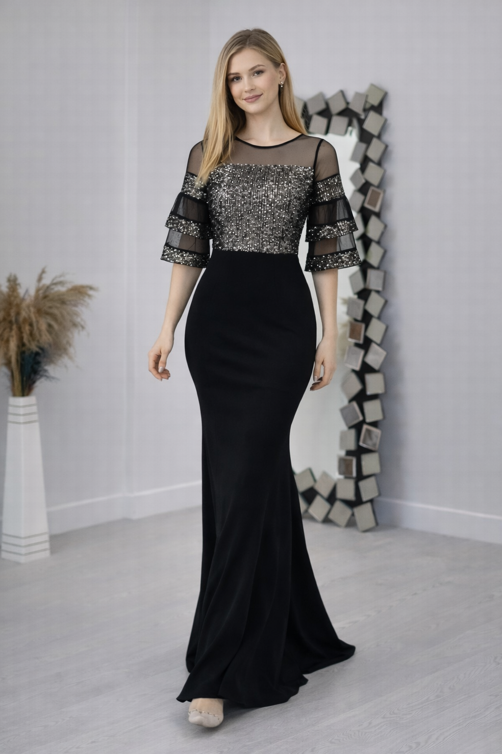 FloraLuna suggest me a name for selling this dress